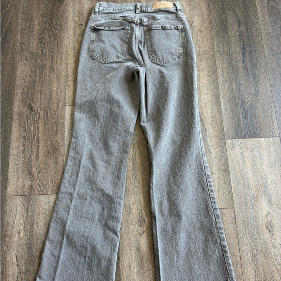 Pacsun Flare Jeans, brown in color. High rise bootcut, women’s size 26. - Picture 6 of 8
